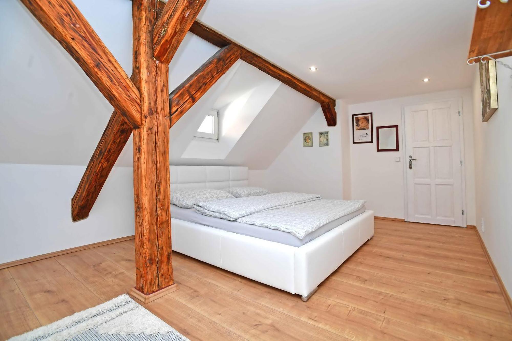 Romantic Apartment Under The Prague Castle Bagian luar foto